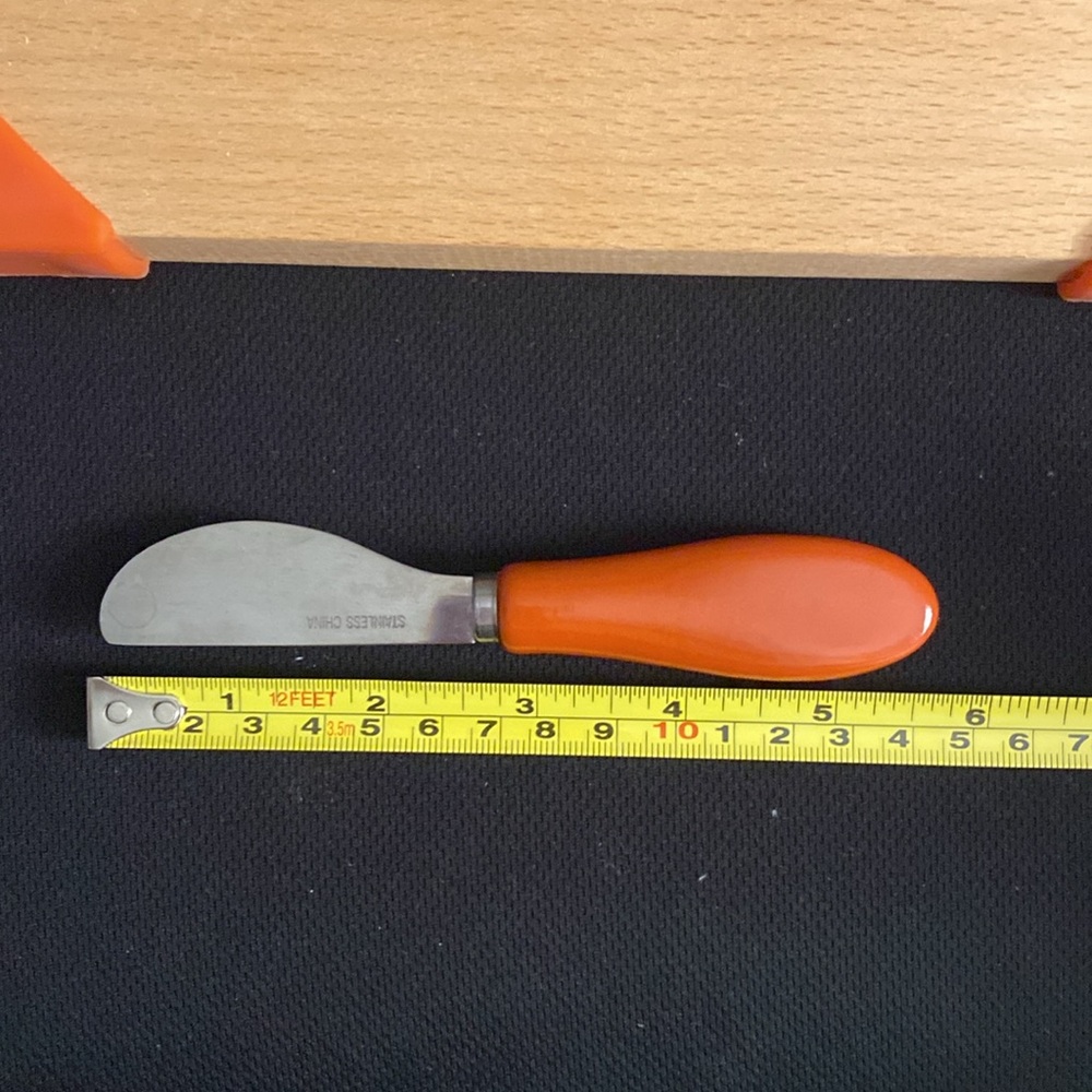 NWOT Crate&Barrel cheese board with knife - Picture 6 of 6